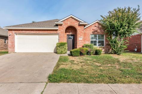 2718 Sun Rise Lane Grand Prairie TX 75052