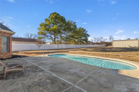 143 Southwood Drive Burleson TX 76028