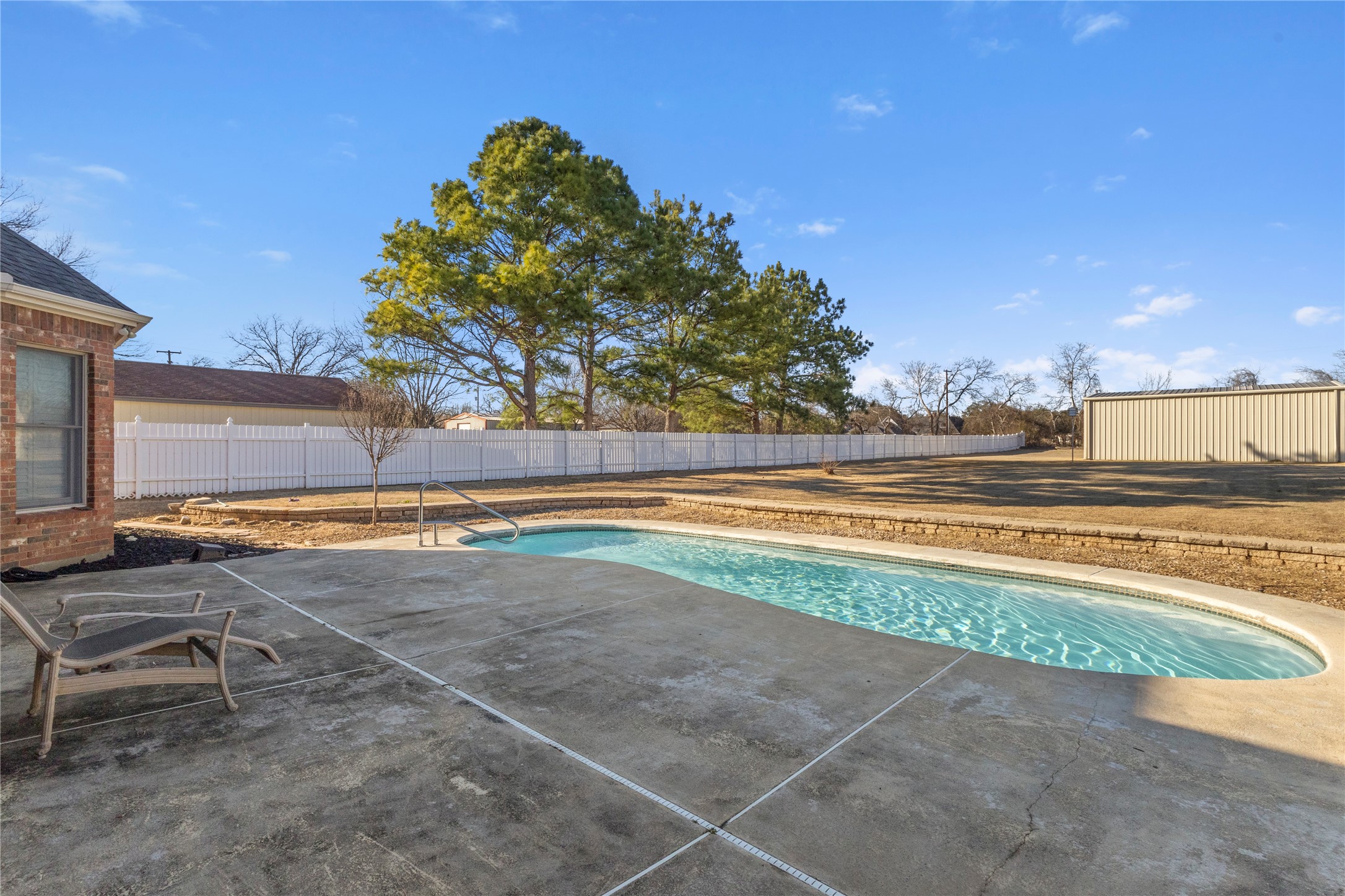 143 Southwood Drive Burleson TX 76028