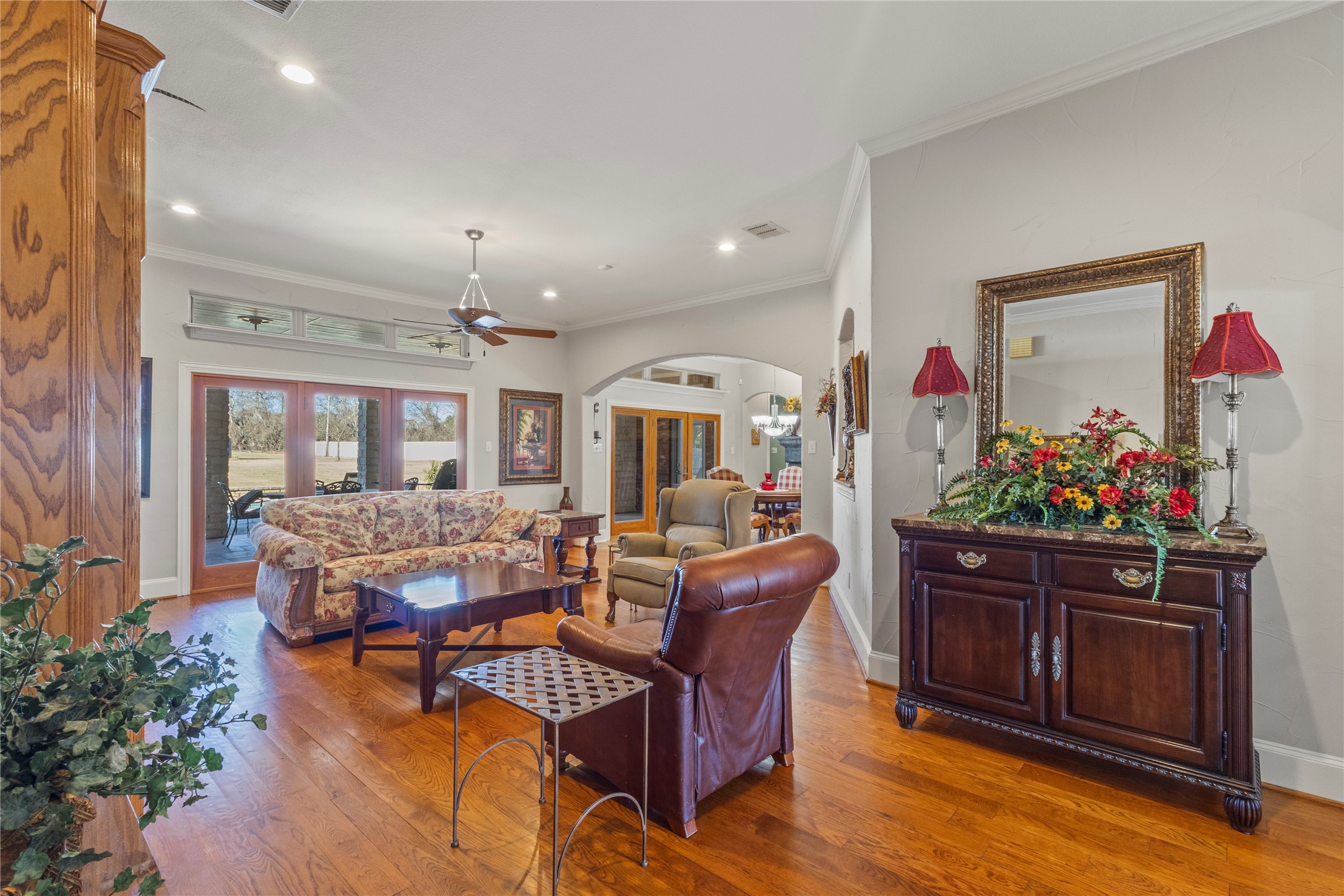 143 Southwood Drive Burleson TX 76028