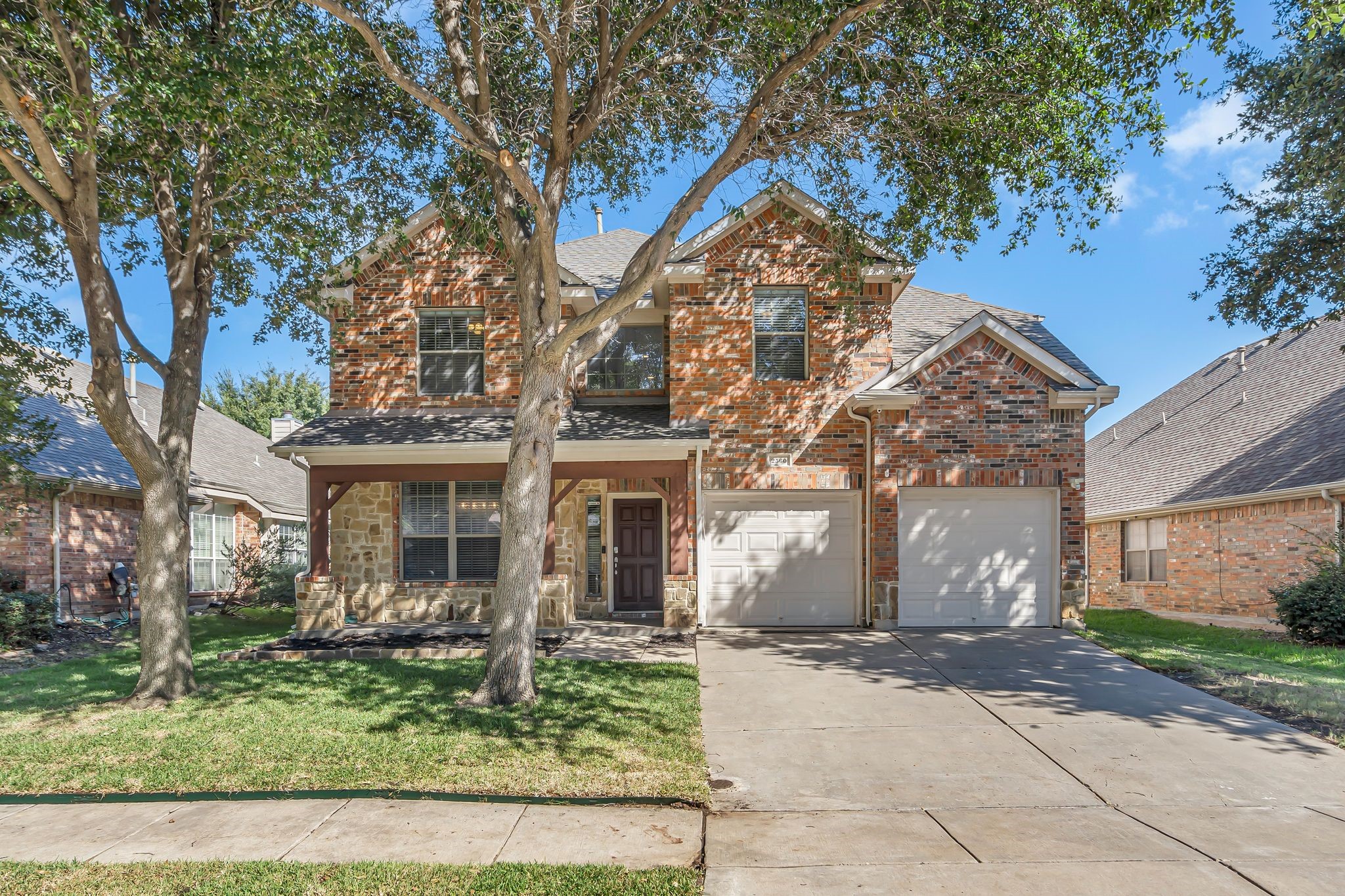 2560 Marina Drive Grand Prairie TX 75054