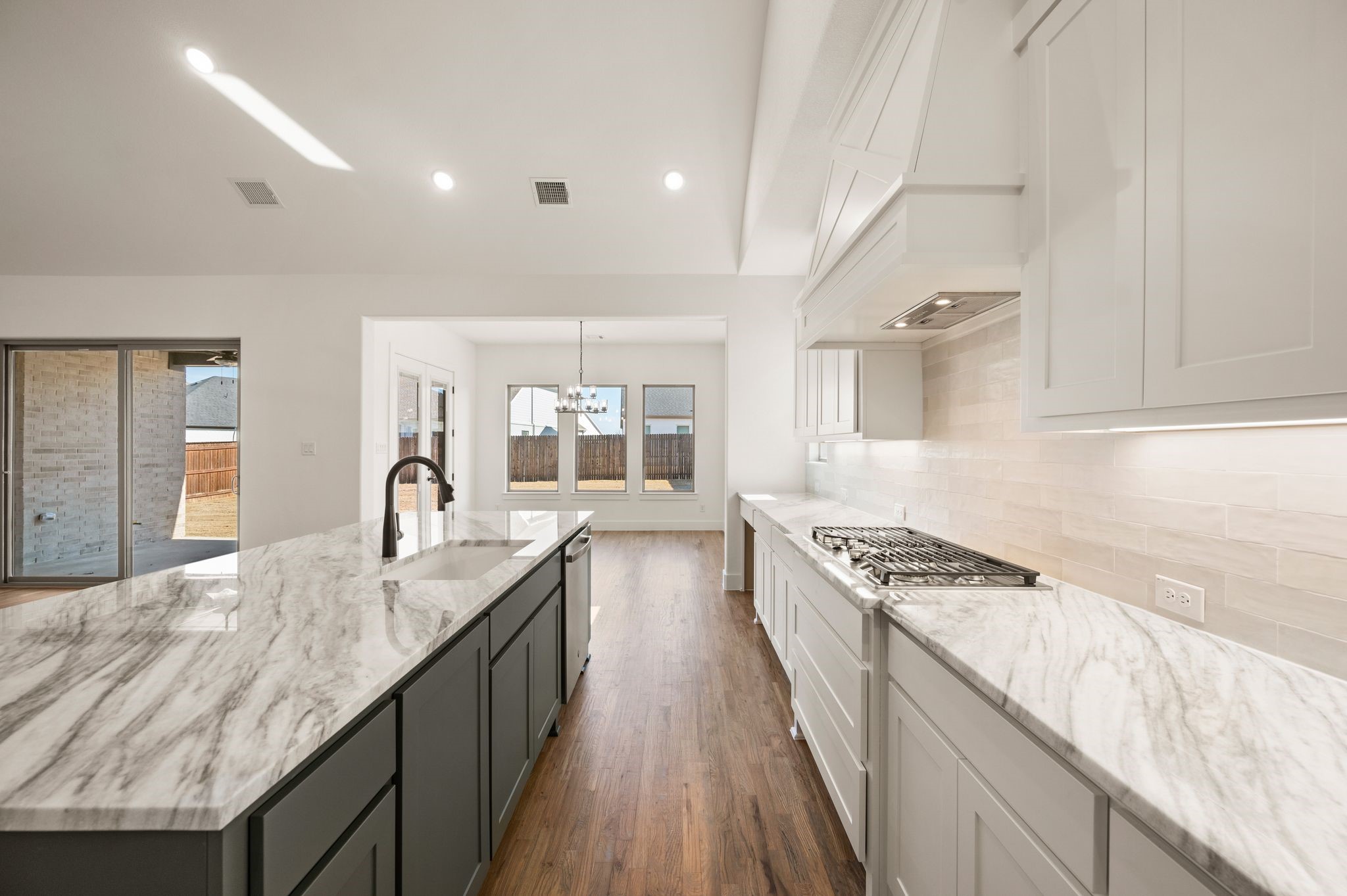 914 Highlands Avenue Aledo TX 76008