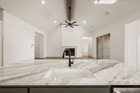 914 Highlands Avenue Aledo TX 76008