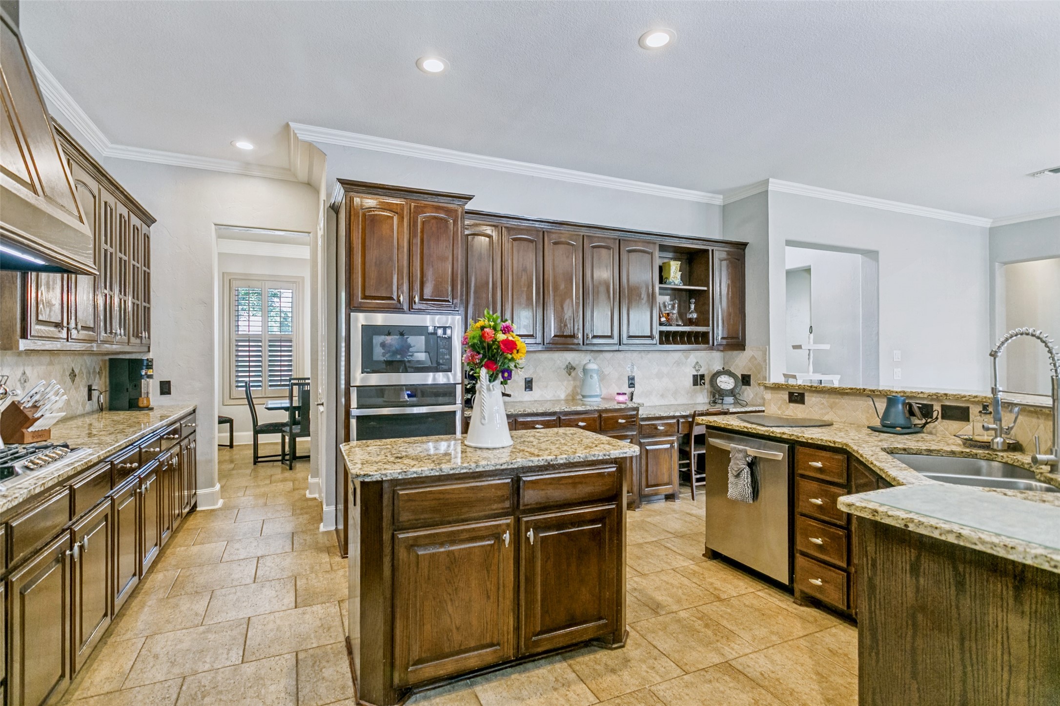 102 Stonehaven Court Mckinney TX 75072