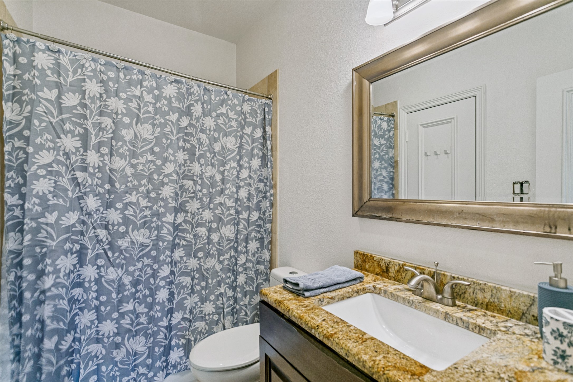 102 Stonehaven Court Mckinney TX 75072