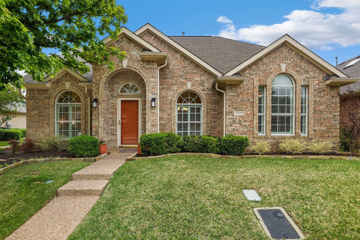 8636 Woodcreek Drive Irving TX 75063