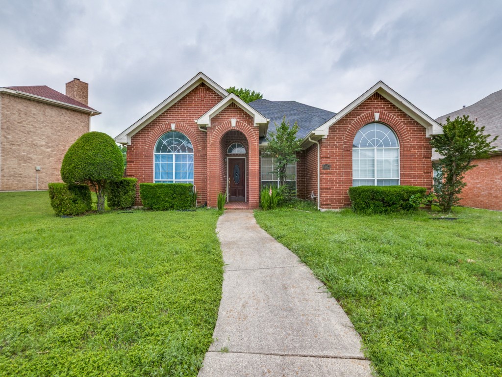 1503 Dutchman Creek Drive Desoto TX 75115