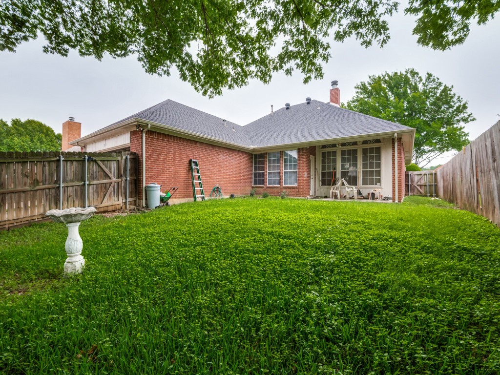 1503 Dutchman Creek Drive Desoto TX 75115