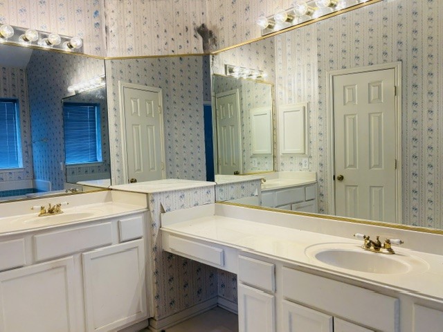 1503 Dutchman Creek Drive Desoto TX 75115