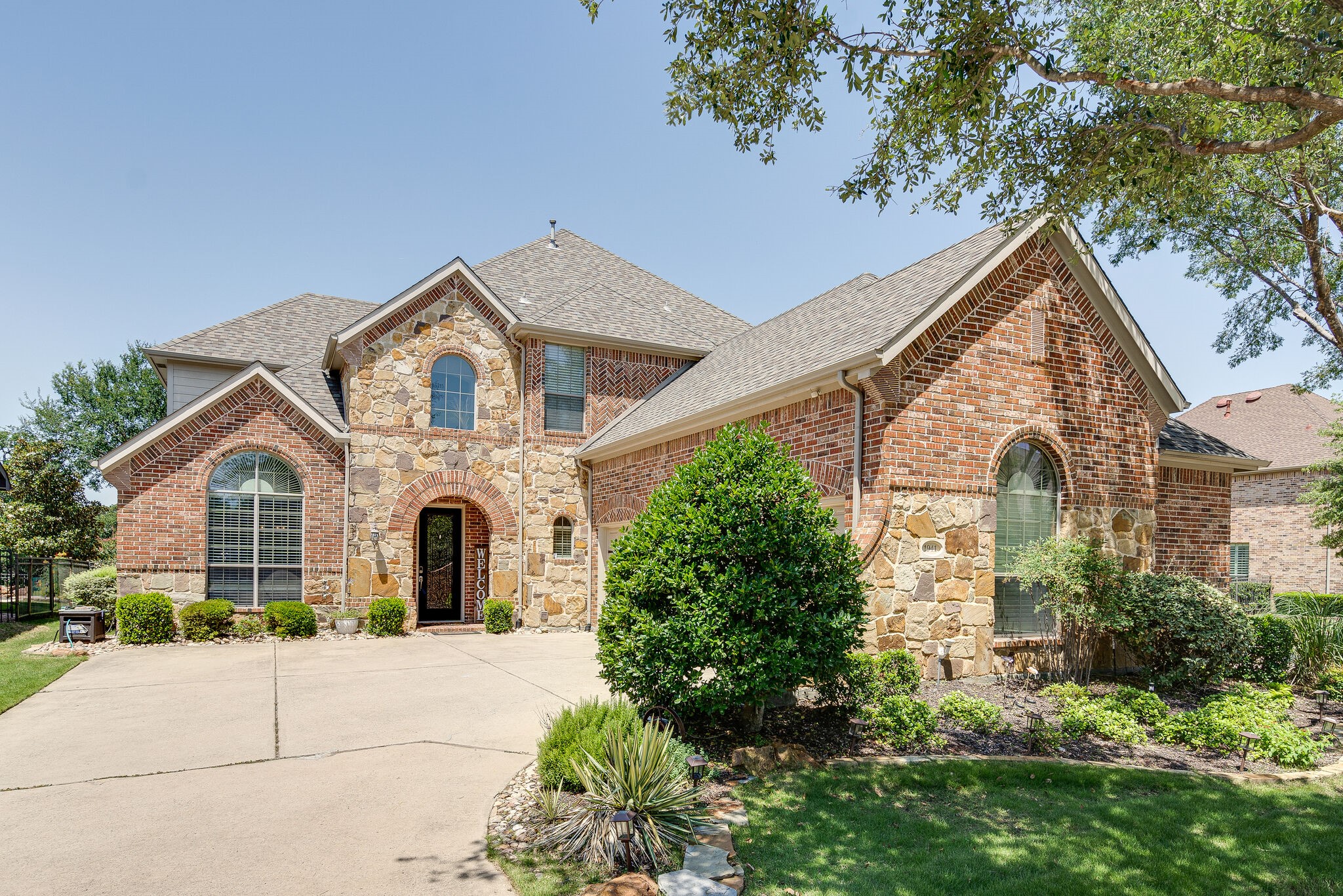 1941 Meadows Avenue Lantana TX 76226