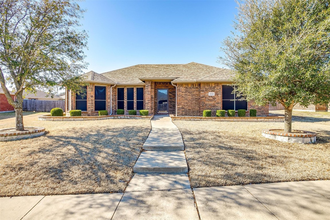 1213 Bluebonnet Drive Desoto TX 75115
