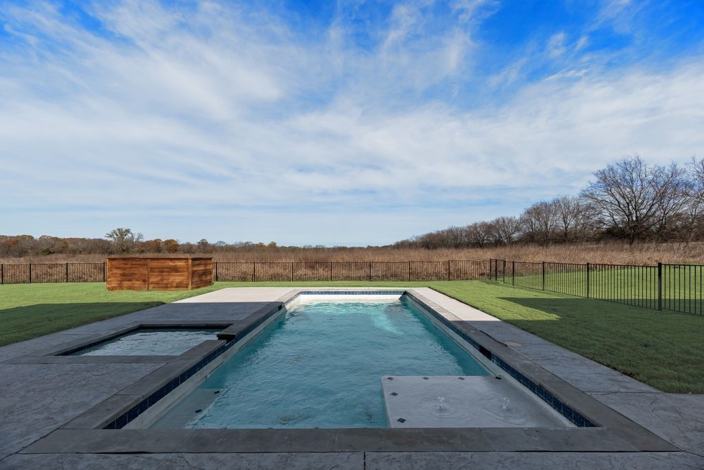 2284 County Road 222 Anna TX 75409