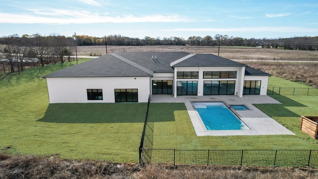 2284 County Road 222 Anna TX 75409