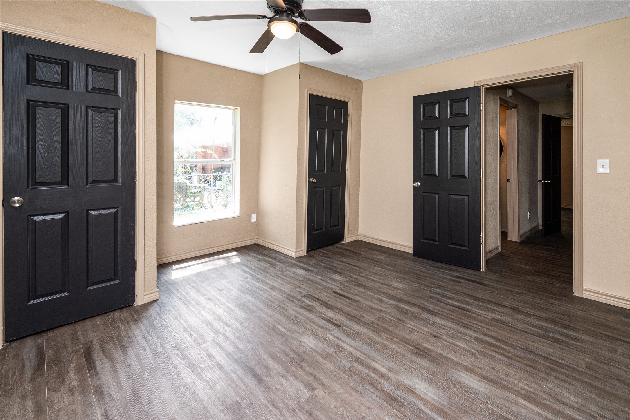 405 Walker Street Eustace TX 75124