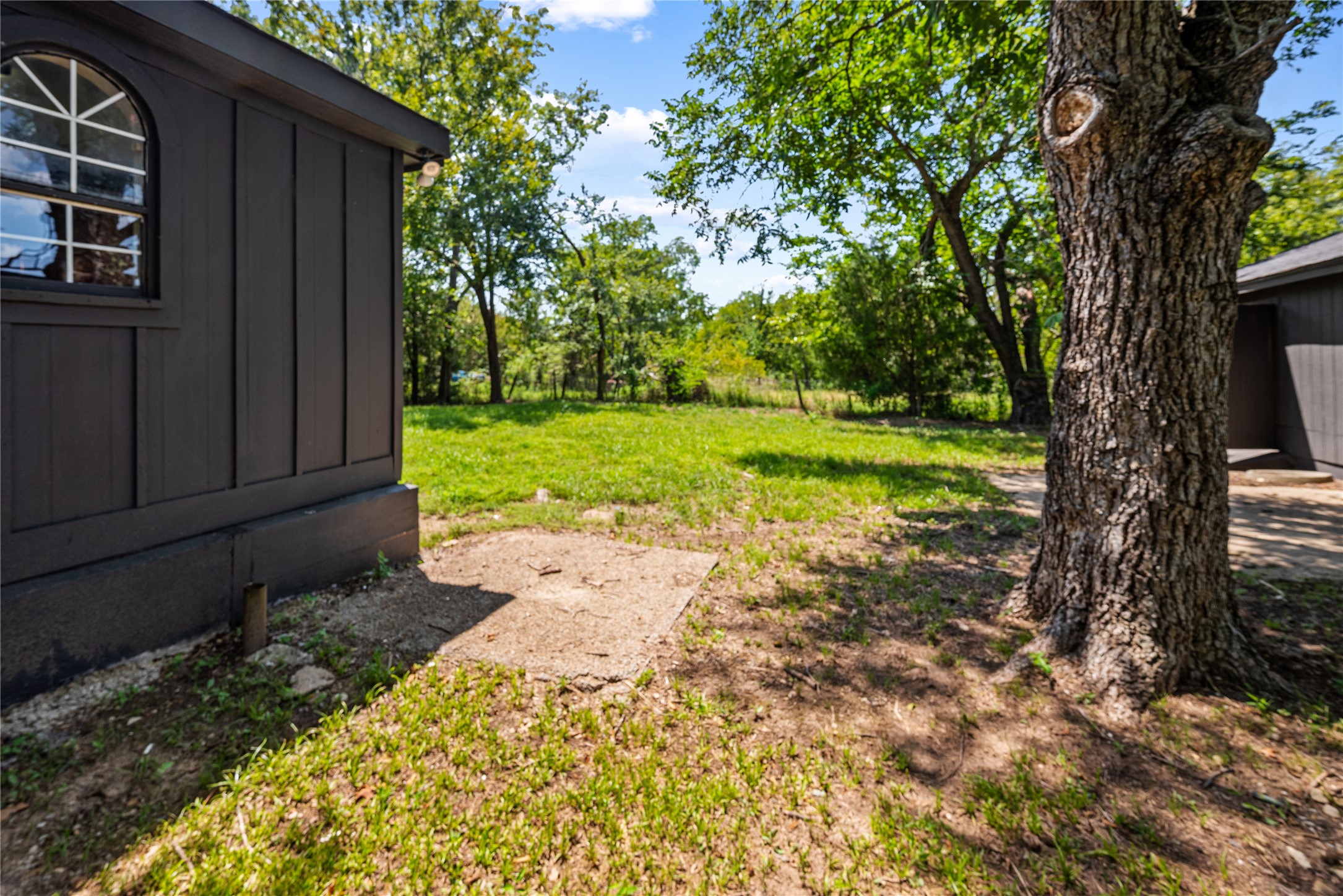 405 Walker Street Eustace TX 75124