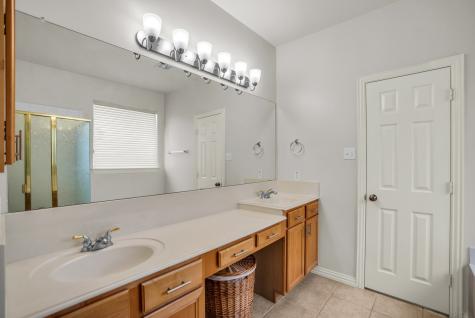 2106 Indian Trail Rowlett TX 75088