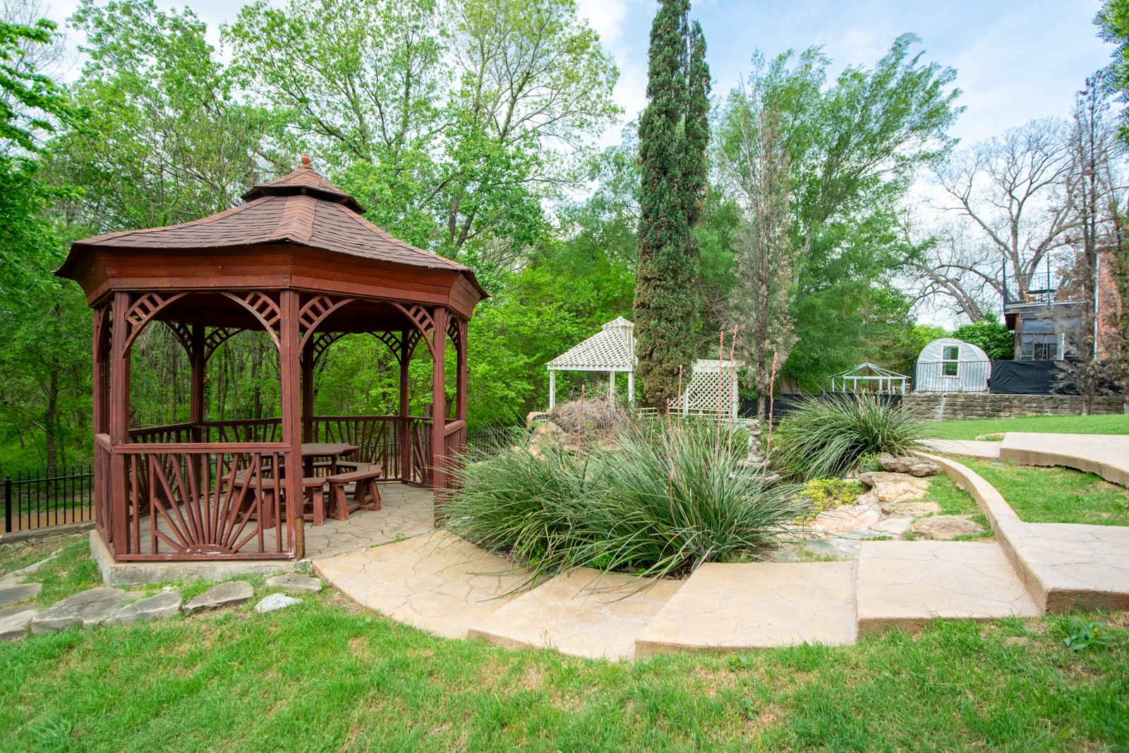 2106 Indian Trail Rowlett TX 75088