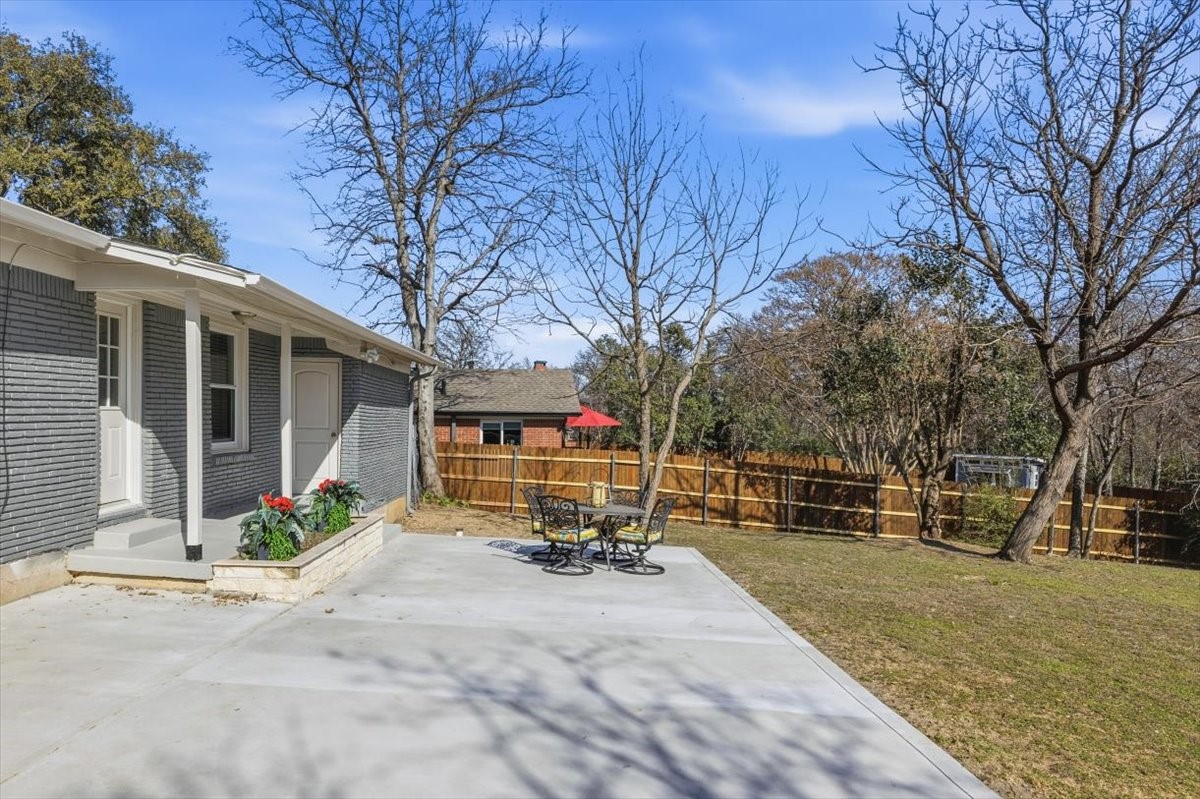 4517 Selkirk Drive Fort Worth TX 76109