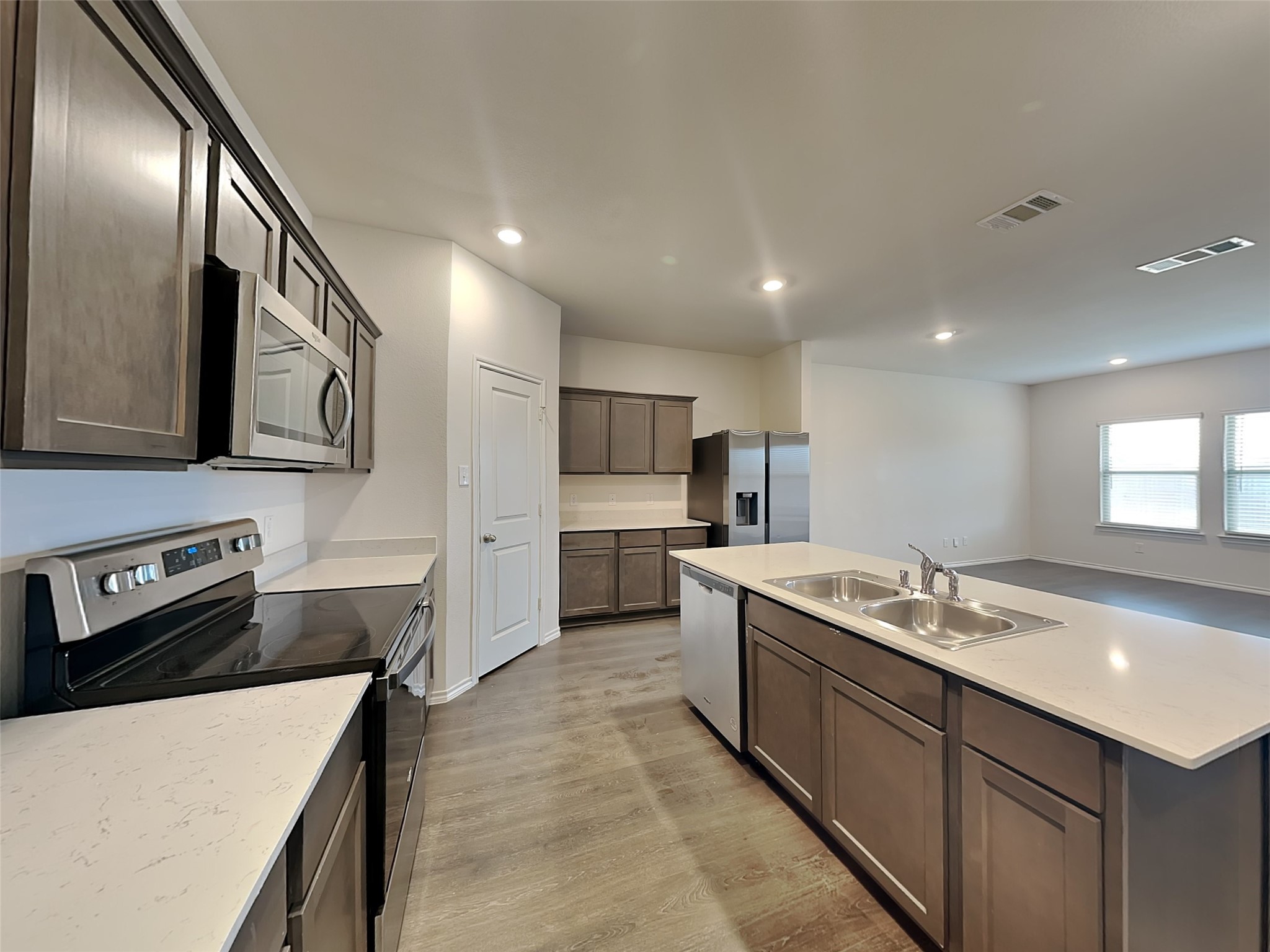 713 Glover Drive Aubrey TX 76227