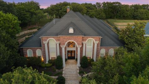 2325 Panorama Court Arlington TX 76016