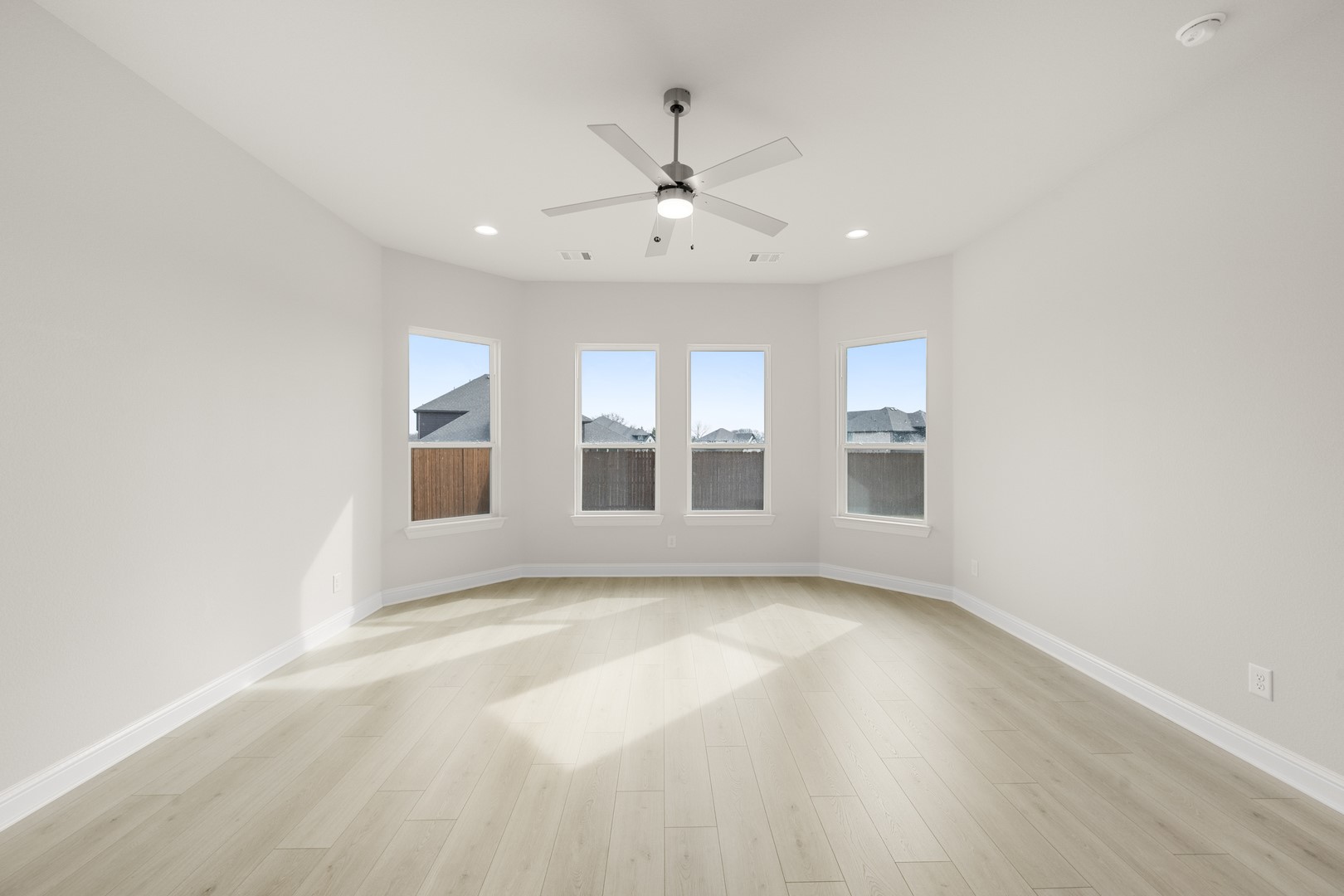 5410 Rowlan Row Midlothian TX 76065