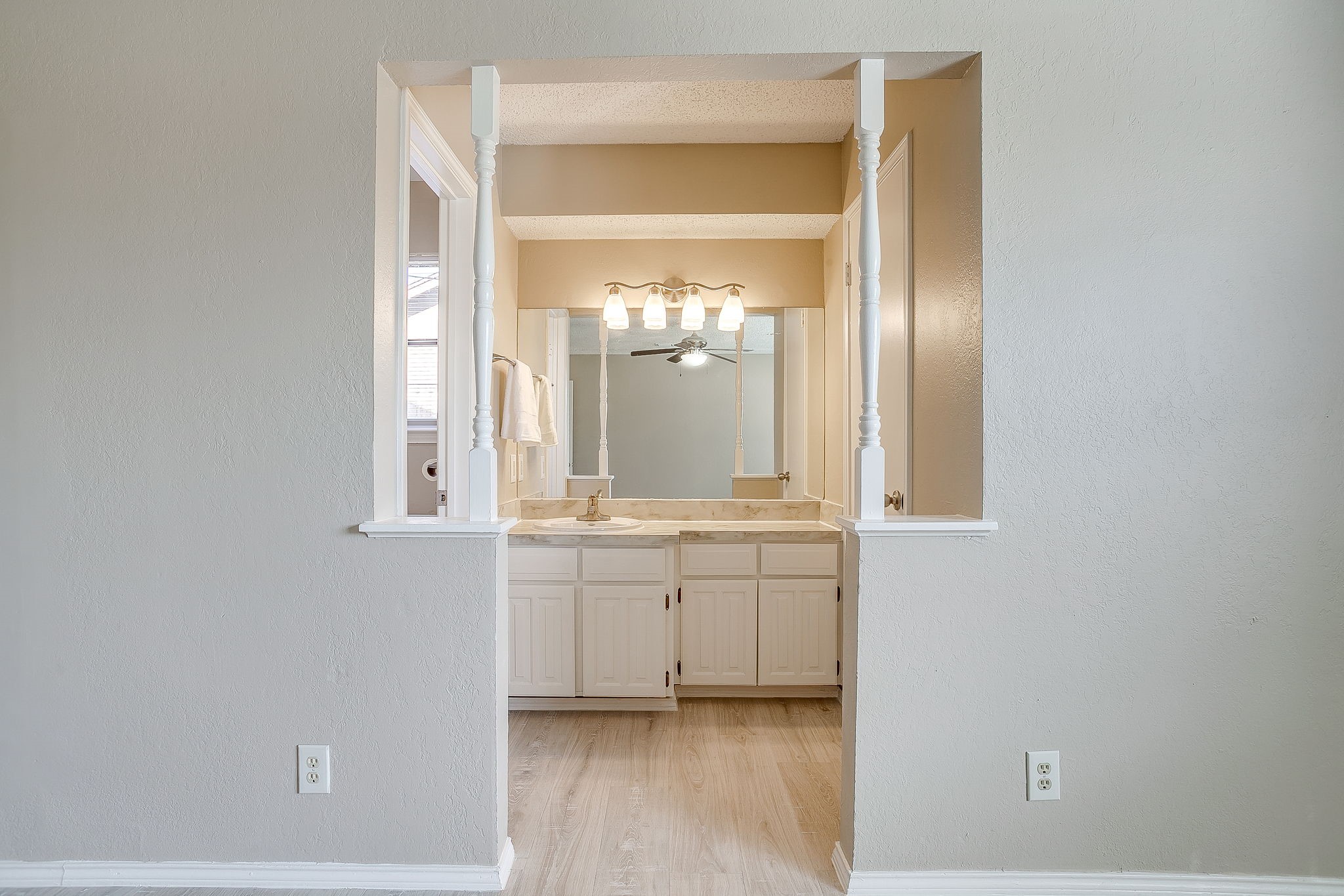 1812 Briar Run Benbrook TX 76126