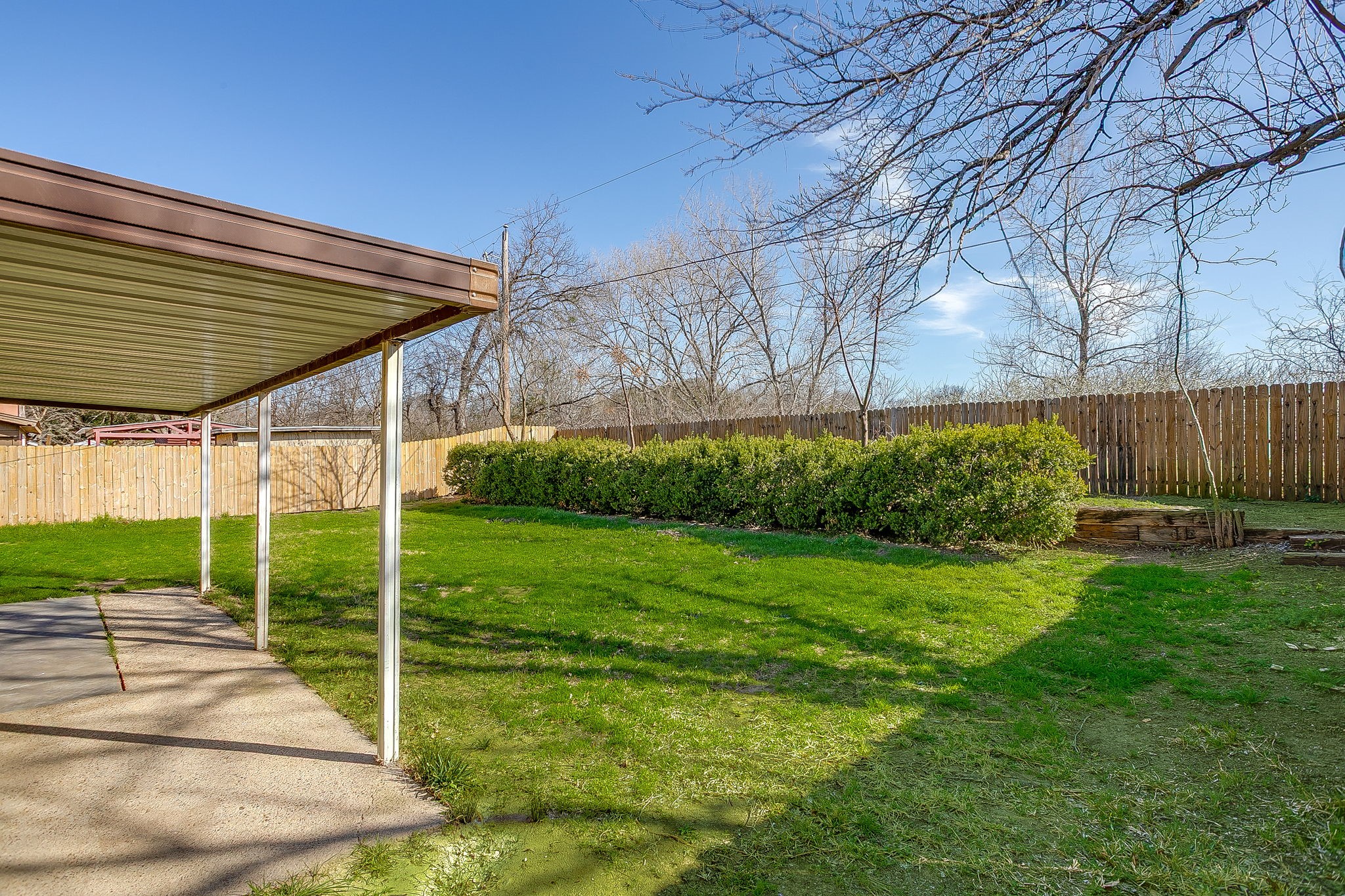 1812 Briar Run Benbrook TX 76126