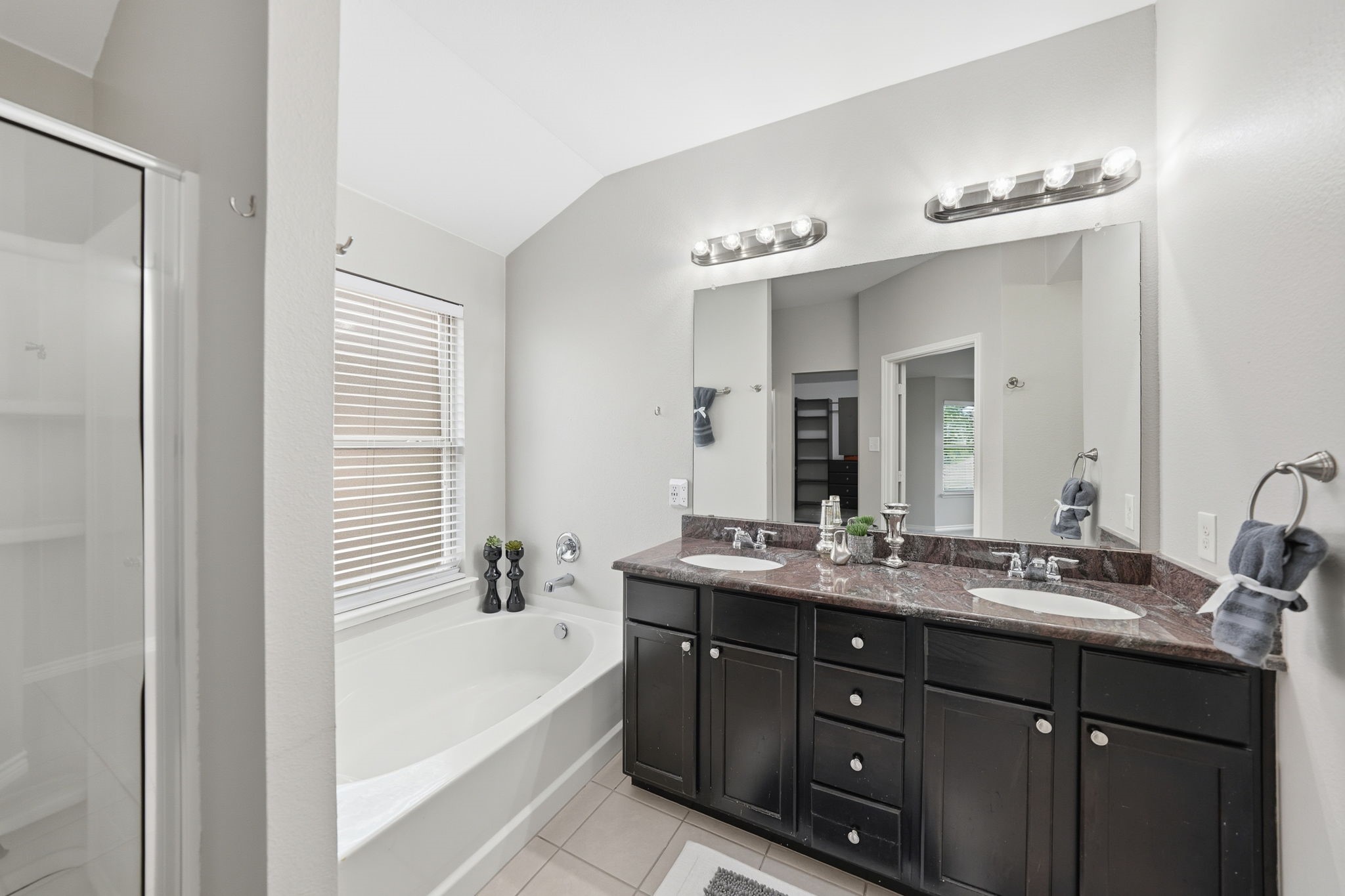 4521 Lakeside Hollow Street Fort Worth TX 76262