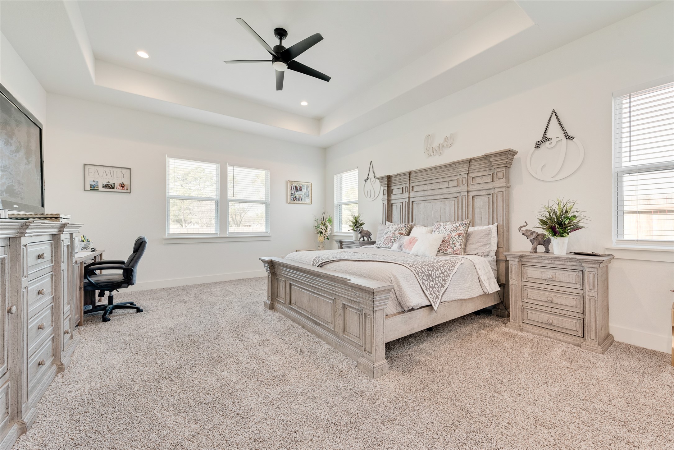 327 Lovers Lane Terrell TX 75160