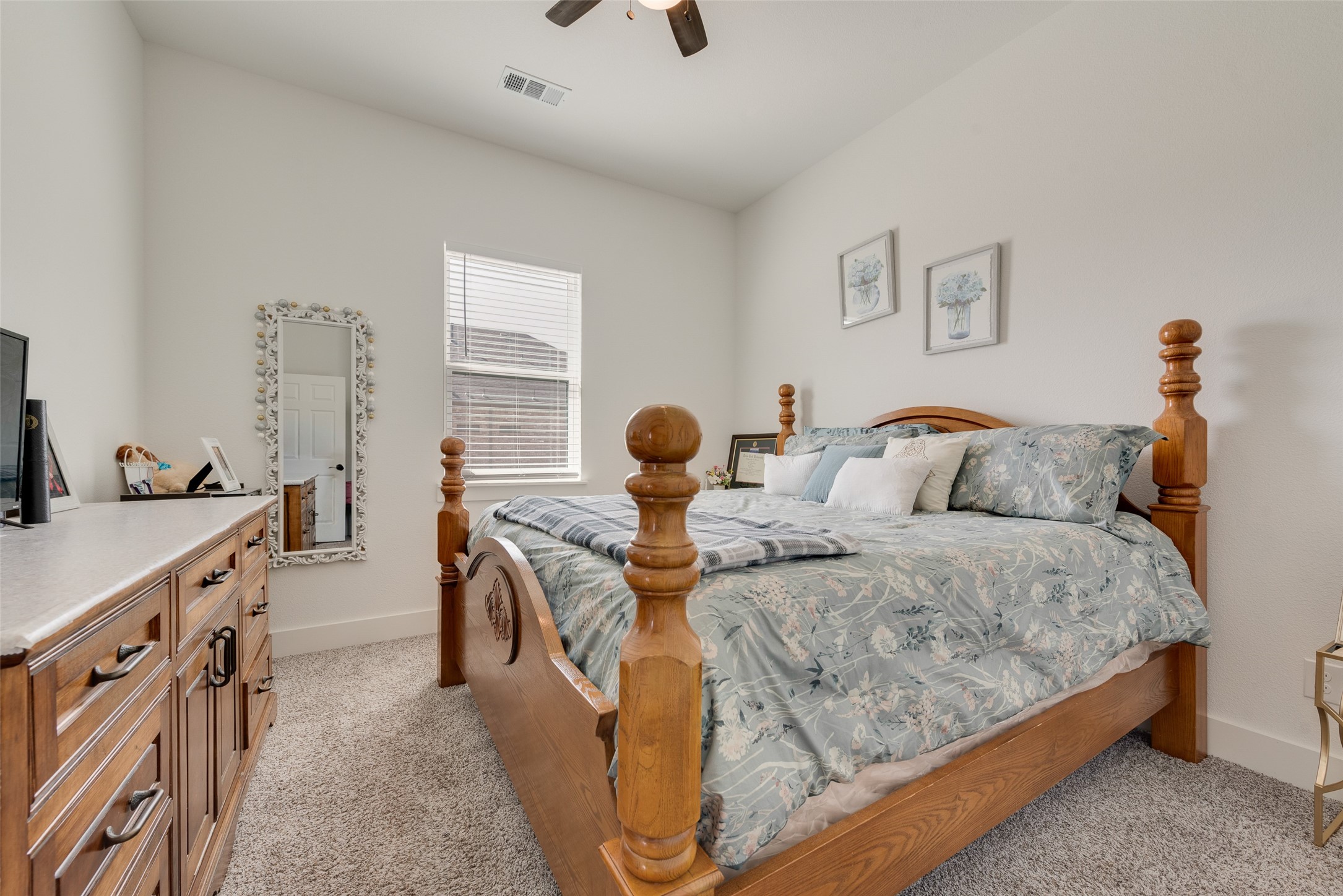 327 Lovers Lane Terrell TX 75160