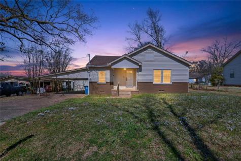 404 Rogers Avenue Henderson TX 75654