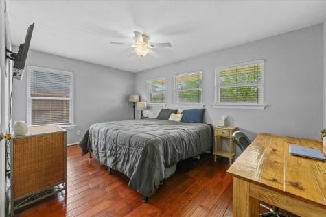 1233 Bardfield Avenue Garland TX 75041
