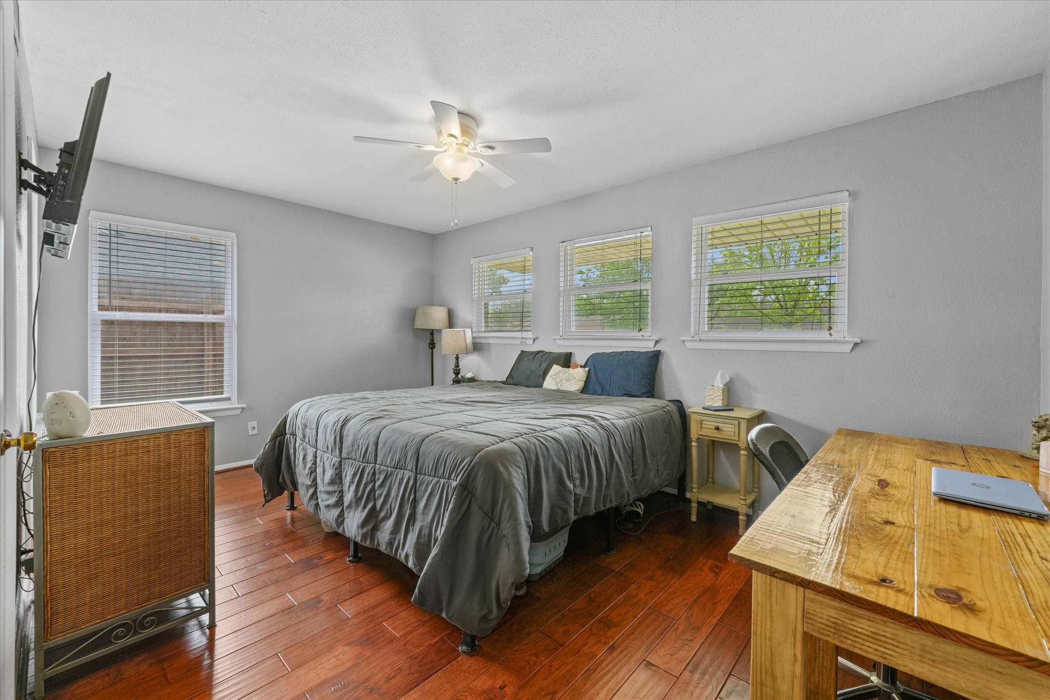 1233 Bardfield Avenue Garland TX 75041