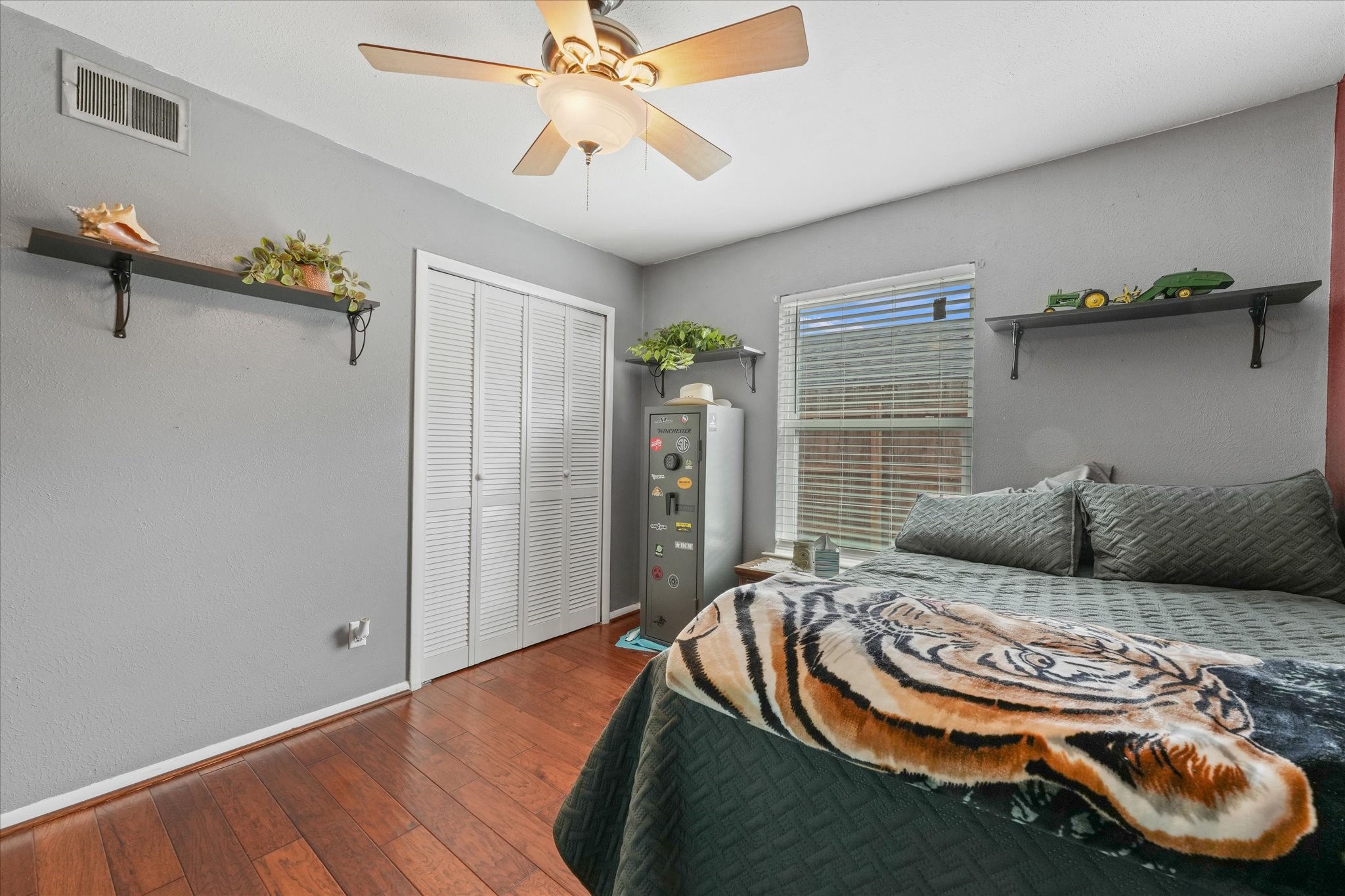 1233 Bardfield Avenue Garland TX 75041