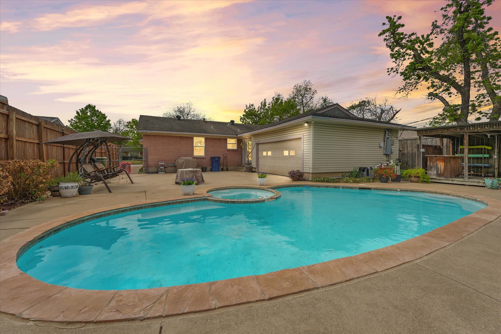 1233 Bardfield Avenue Garland TX 75041