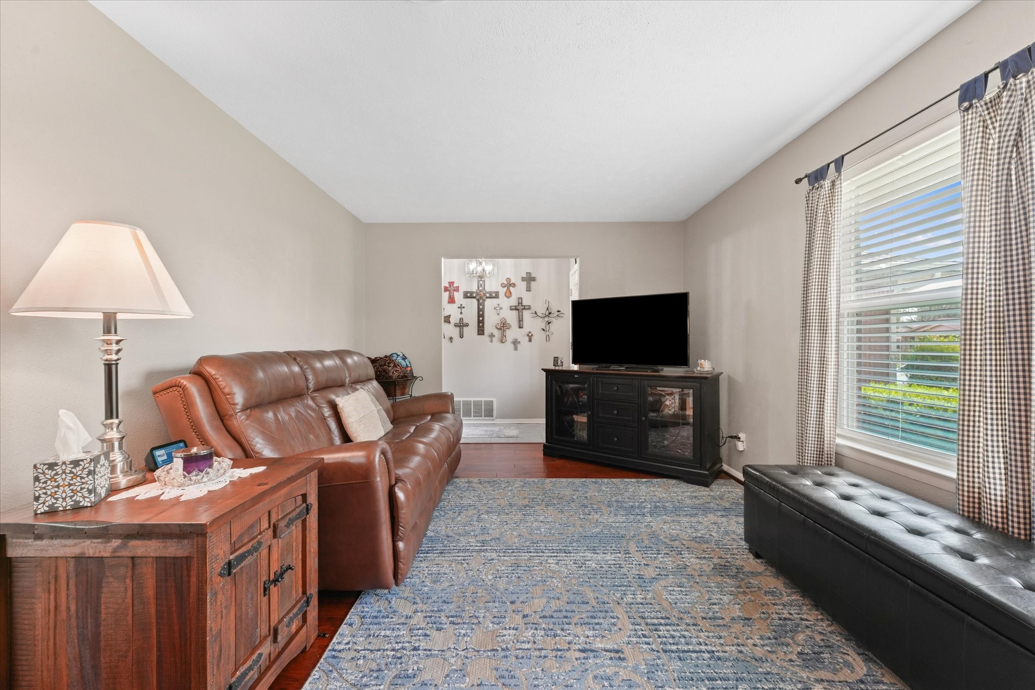 1233 Bardfield Avenue Garland TX 75041