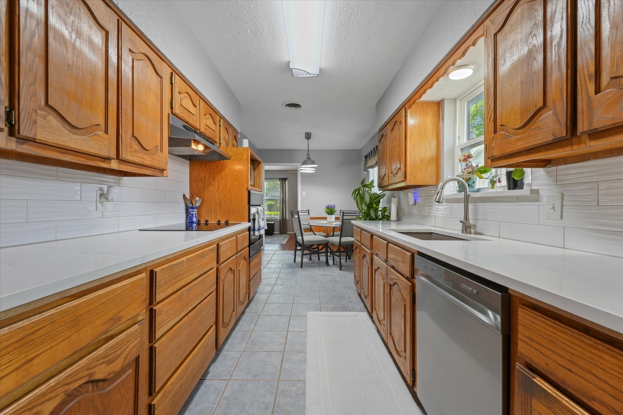 1233 Bardfield Avenue Garland TX 75041