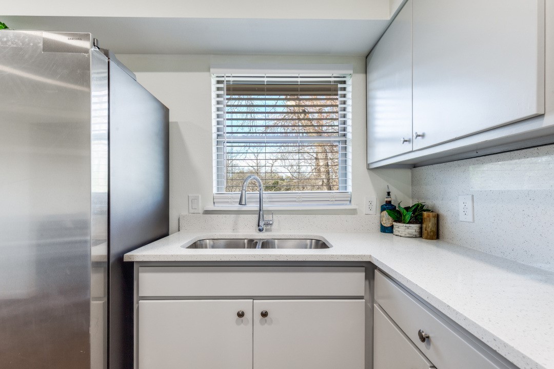 2663 Springvale Drive Farmers Branch TX 75234