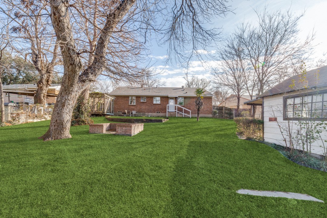 2663 Springvale Drive Farmers Branch TX 75234