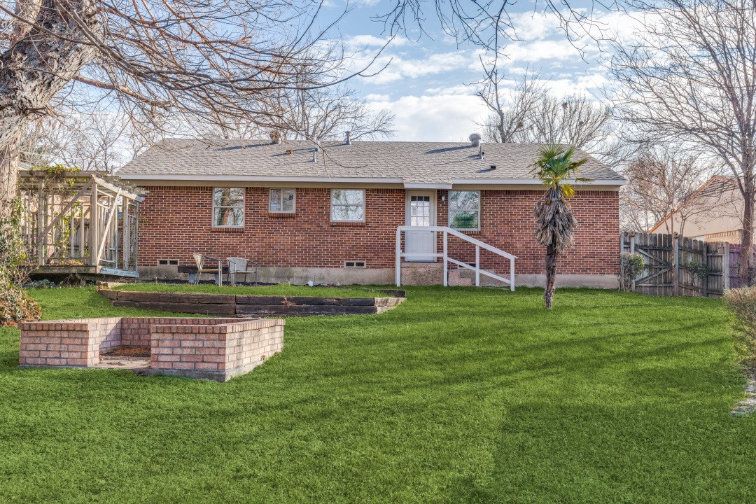 2663 Springvale Drive Farmers Branch TX 75234