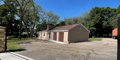 5717 S Cockrell Hill Road Dallas TX 75236