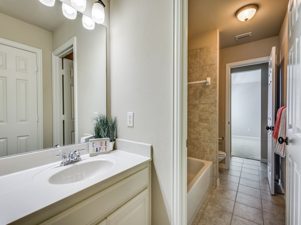 832 Hidden Springs Court Mckinney TX 75071
