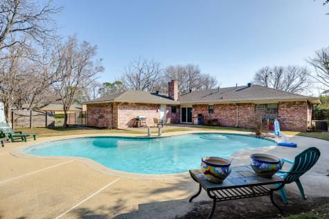 2422 Nottingham Place Grand Prairie TX 75050