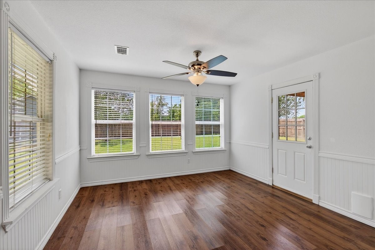 19515 E Market Mabank TX 75147