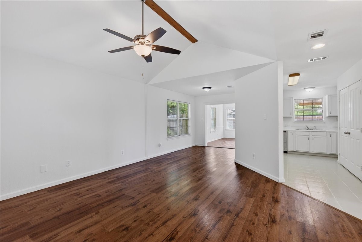 19515 E Market Mabank TX 75147