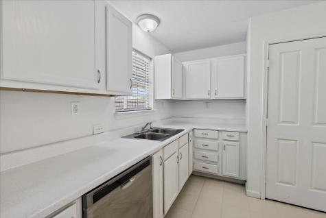 19515 E Market Mabank TX 75147