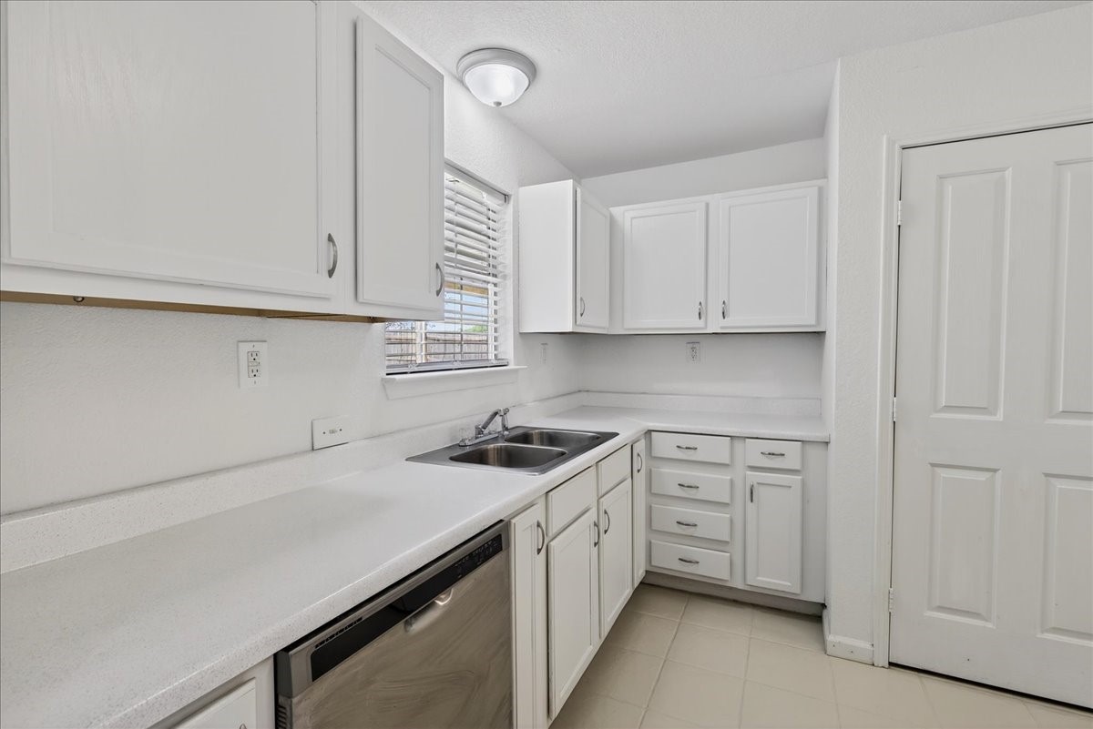 19515 E Market Mabank TX 75147