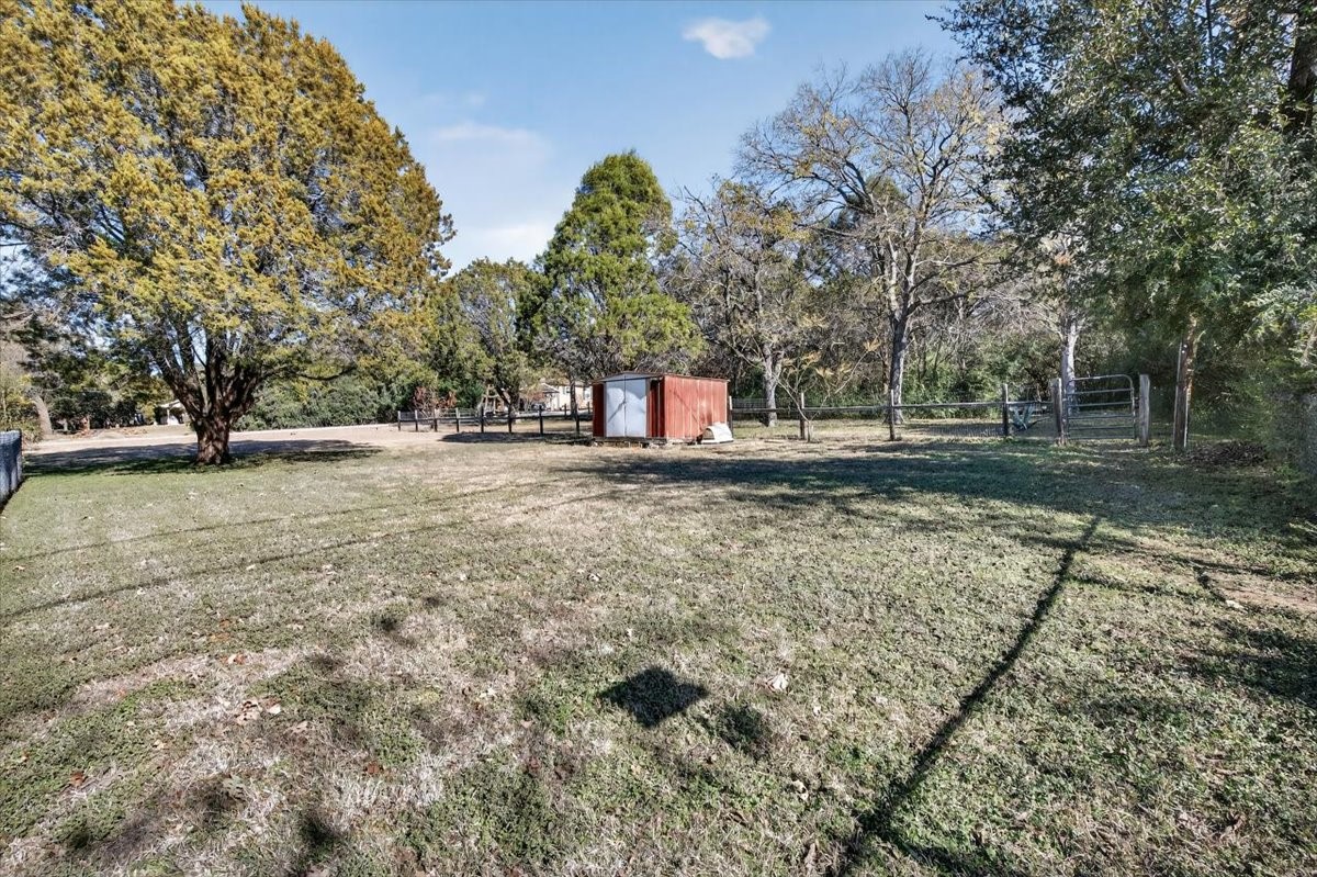 1706 Hitching Post Road Granbury TX 76049