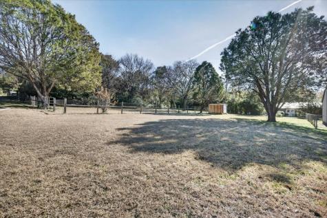 1706 Hitching Post Road Granbury TX 76049