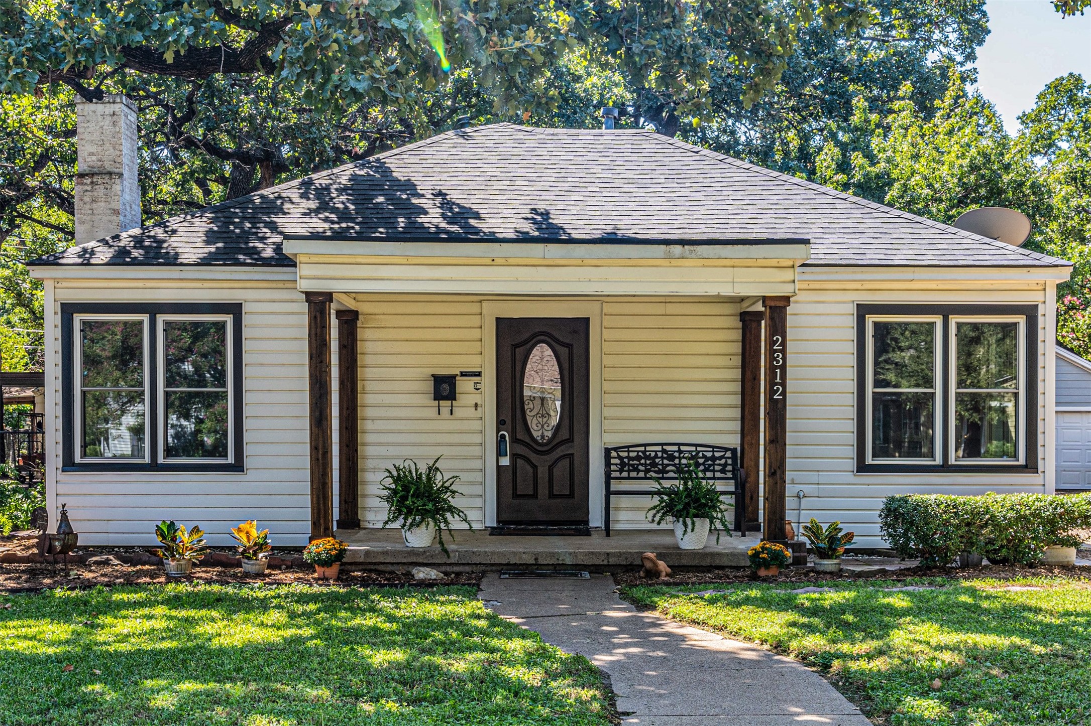2312 Lotus Avenue Fort Worth TX 76111